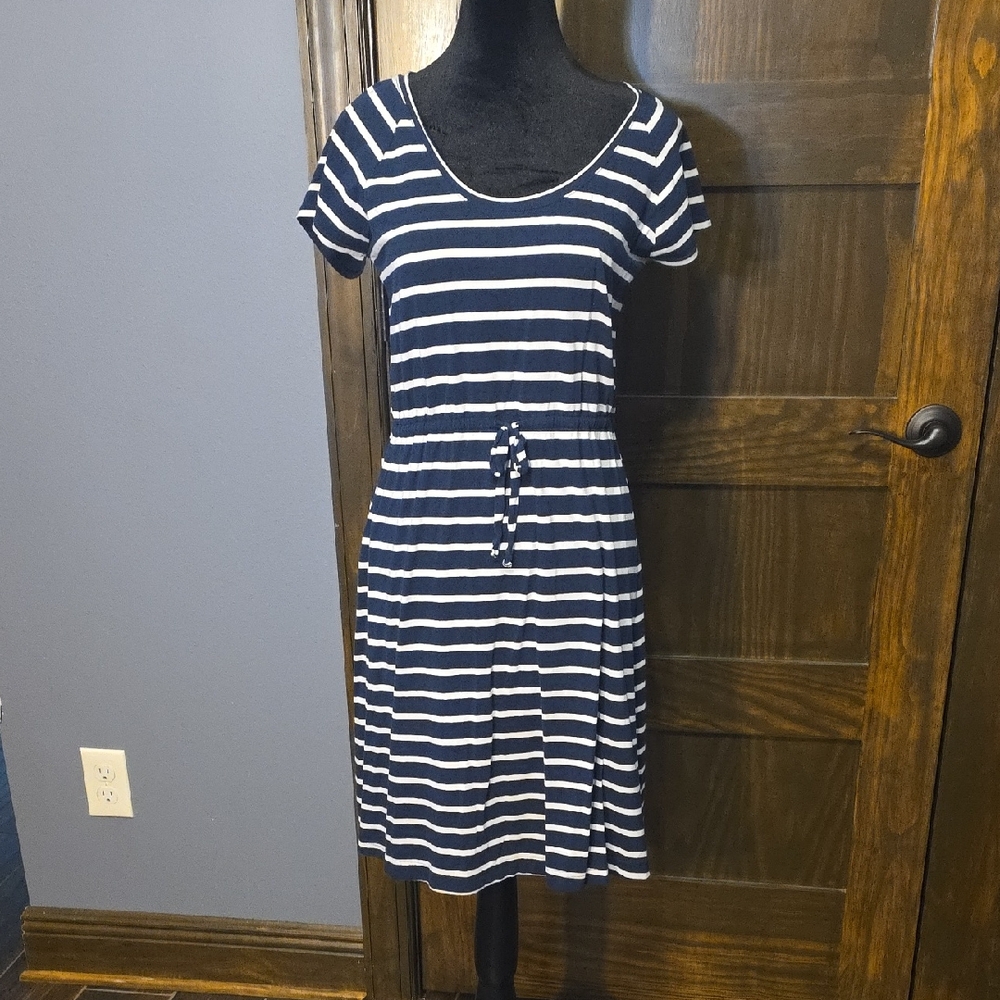 Elegant Navy Striped Midi Dress